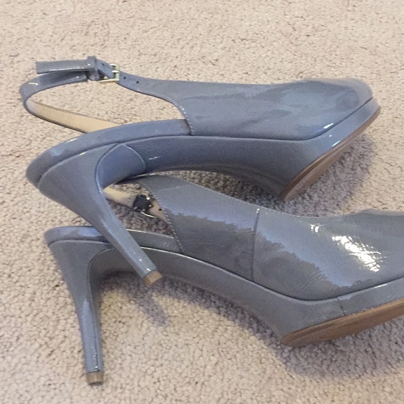 Nine West size 9 patten leather heels. - Picture 5 of 7